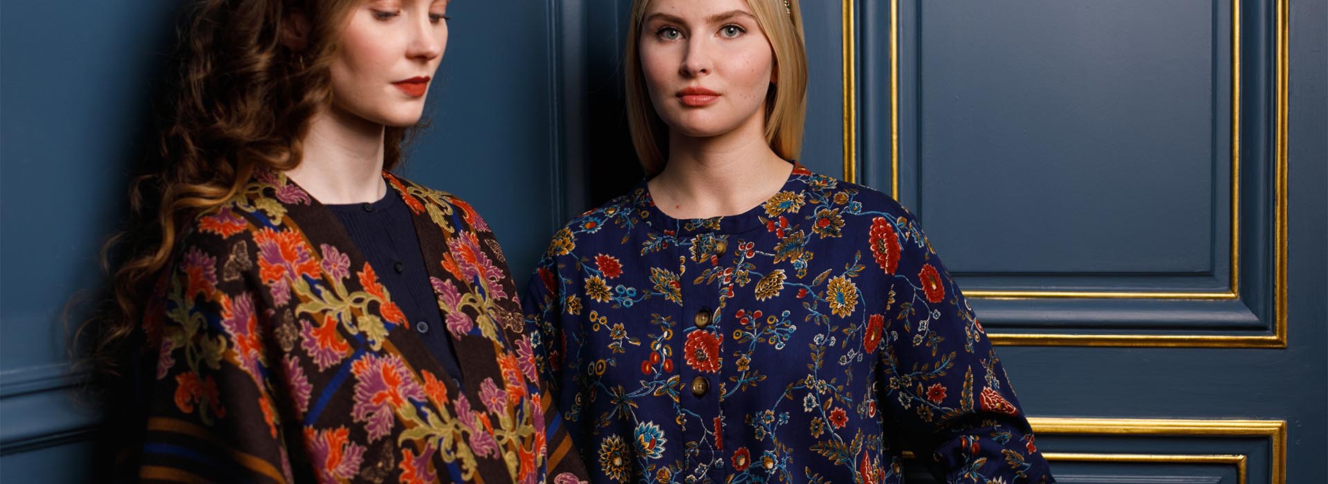 PULLS, KIMONOS & PONCHOS